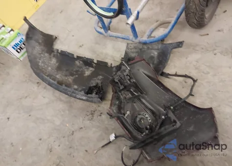 2019 Jeep Cherokee Latitude Plus 4X4 из США, поврежденный, VIN 1C4PJMLX6KD208455